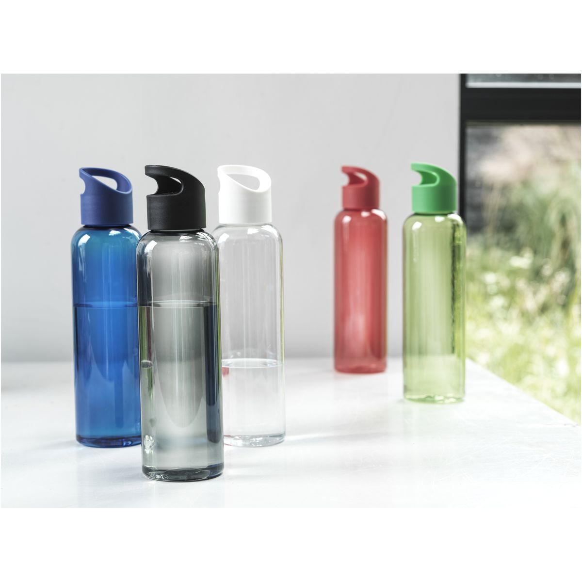 Borracce in PET riciclato da 650 ml con manico nel tappo