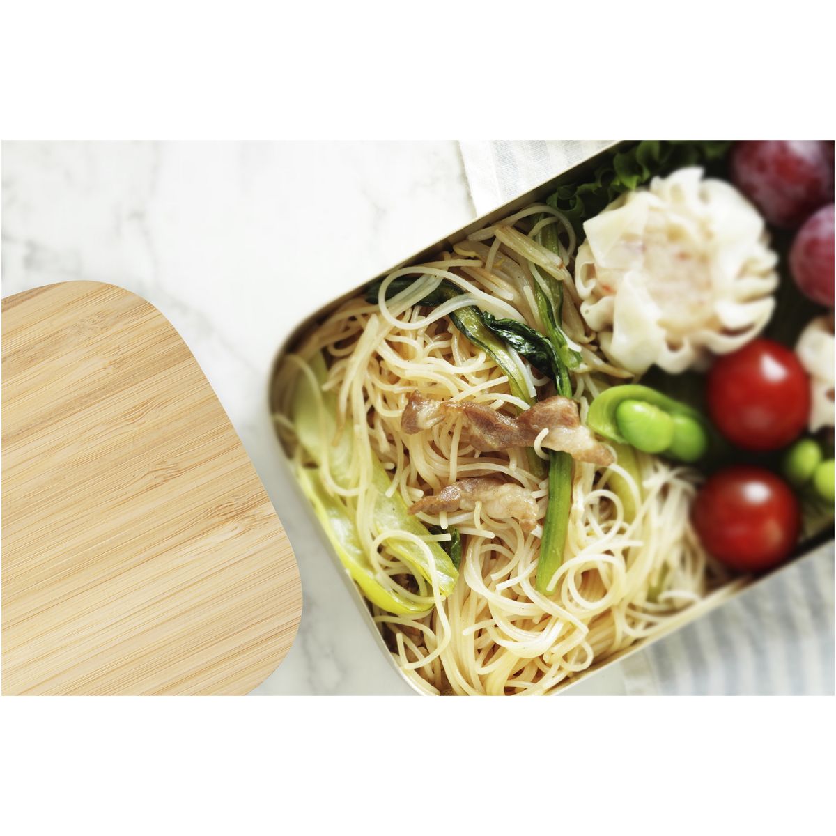 Portapranzo in acciaio inox da 700 ml con coperchio in bambù