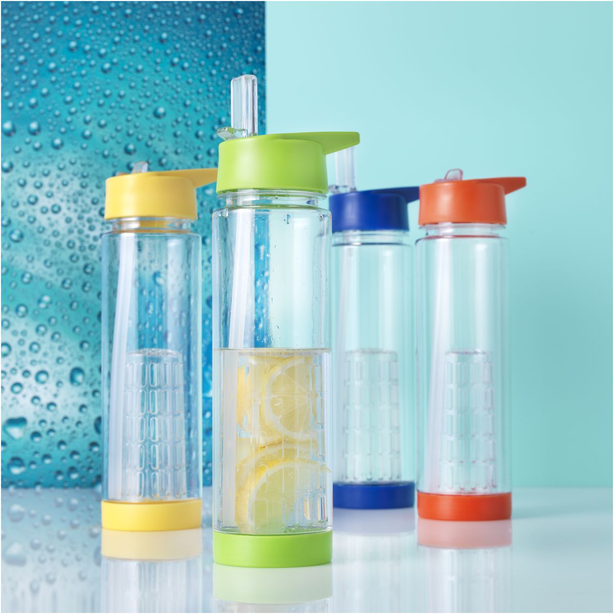 Borracce in Tritan da 740 ml con infusore per frutta
